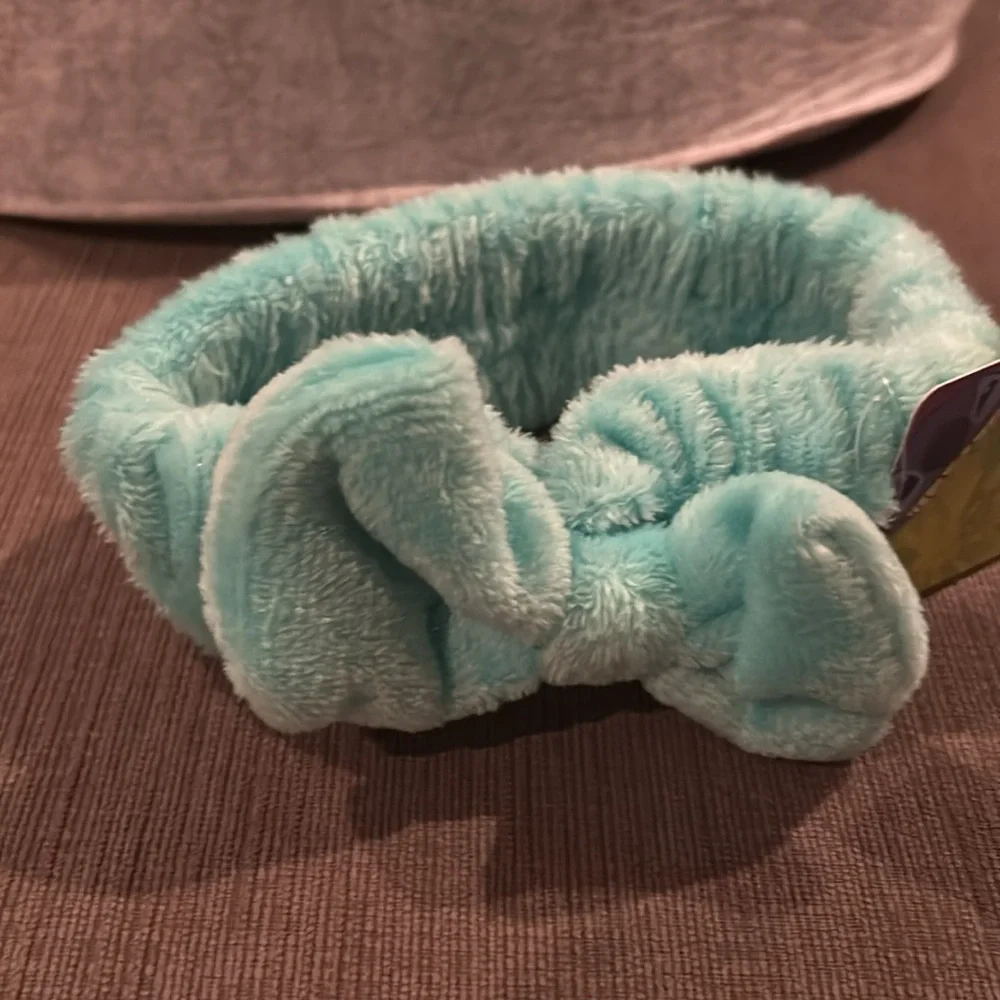 5/$20 Fluffly Hairband for Girls NWT